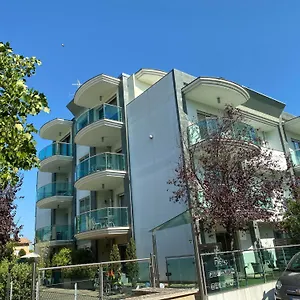 Residenza Flores Apartment